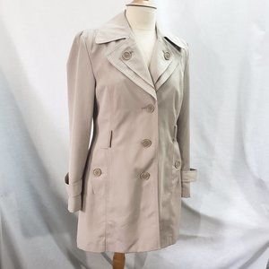 Fog by London Fog Womens Rain Coat  Color:  Beige Size:  S (4-6)  No Belt  This